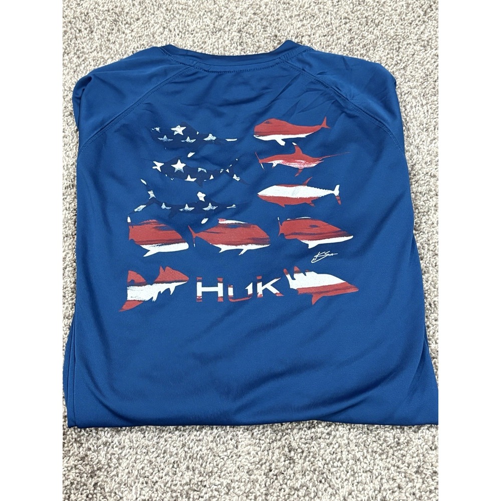Huk Pursuit Fishing Shirt Mens Medium Blue Long Sleeve American Flag Fish